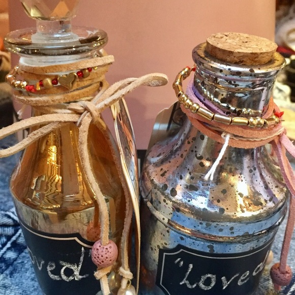 LAST CALL! ‘Loved’ Message In A Bottle Bracelet - Picture 7 of 8